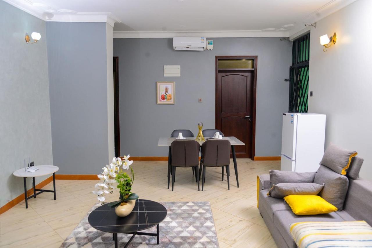 1 Bedroom Suite In 3 Bedroom Apartment Namulanda Exterior photo